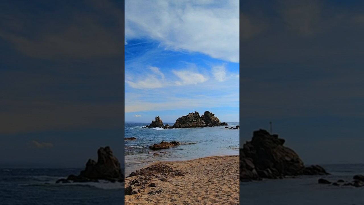 La Plage très secrète et sauvage de Cala Sciumara à Bonifacio en Corse à coté du golf de Spérone